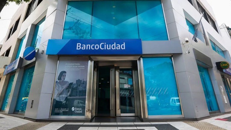 Proponen línea de créditos del Banco Ciudad para emprendedores mayores de 50 años